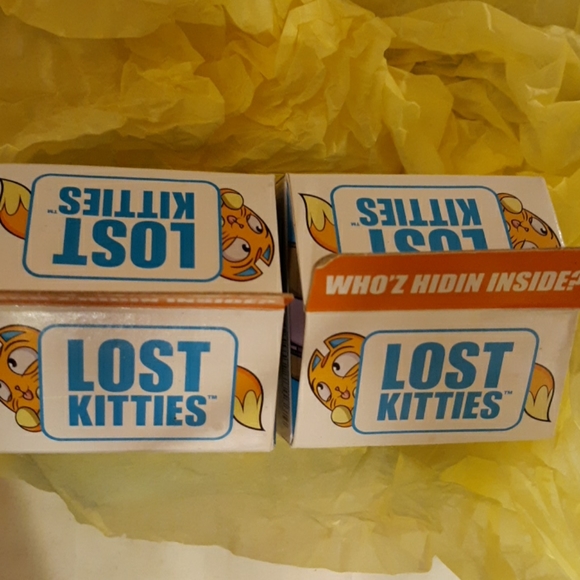 Hasbro Toys Lot Of 2from Littlest Pet Shop Lost Kitties Toy Poshmark